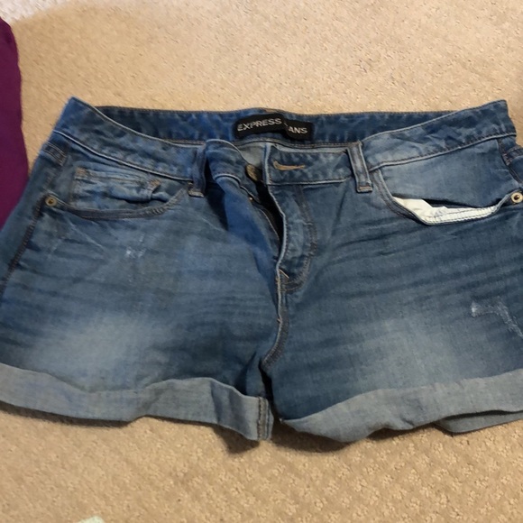 Express Shorts (2 pairs) you get both pairs!! - Picture 2 of 6